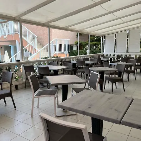 Thalassa Hotell Saint-Florent (Corsica)