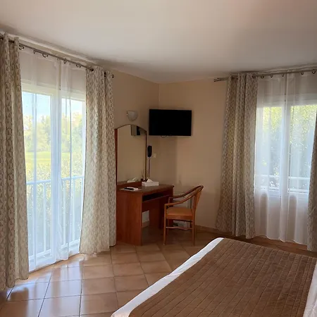 Thalassa Hotell Saint-Florent (Corsica)